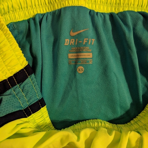 Nike Dri-fit shorts lime green and blue - Picture 4 of 5